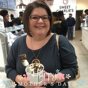 Meet your Posher, Missy